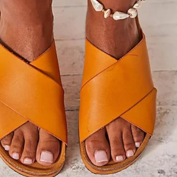 LAST PAIRS! NEW FREE PEOPLE  Sidelines Flatform Sandals  392S0 in sunset orange - Picture 3 of 11